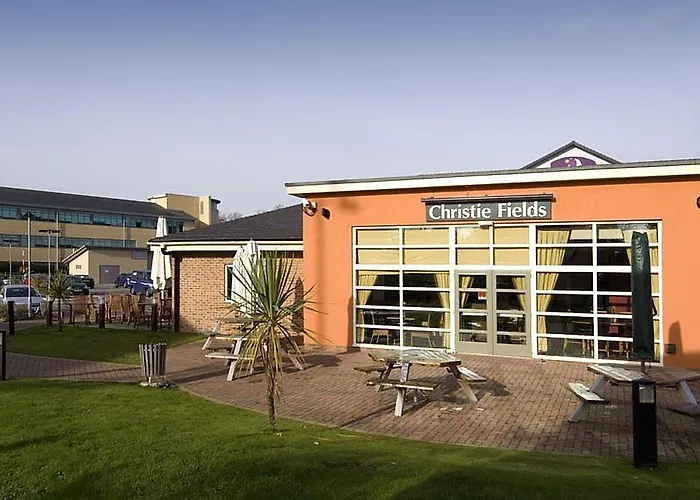 Premier Inn Manchester West Didsbury
